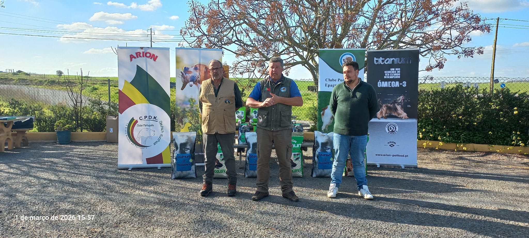 5b319287-5e37-4ea0-8e33-b9d4092d9baf