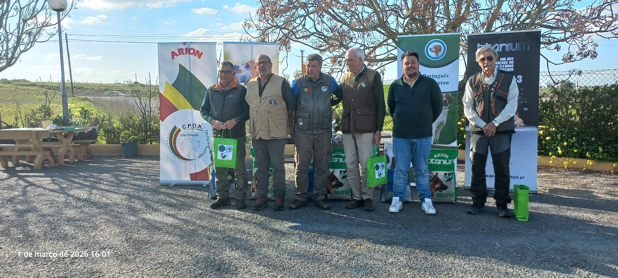 635f0ec3-c0bb-4d2b-9b10-d527d3a87805